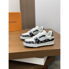 Louis Vuitton Trainer Sneaker